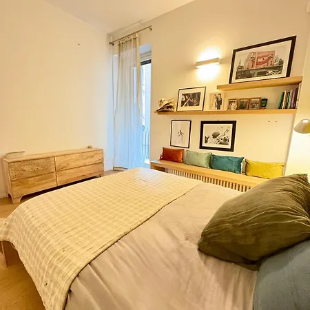 Elegant In The Heart Of Brera Milano